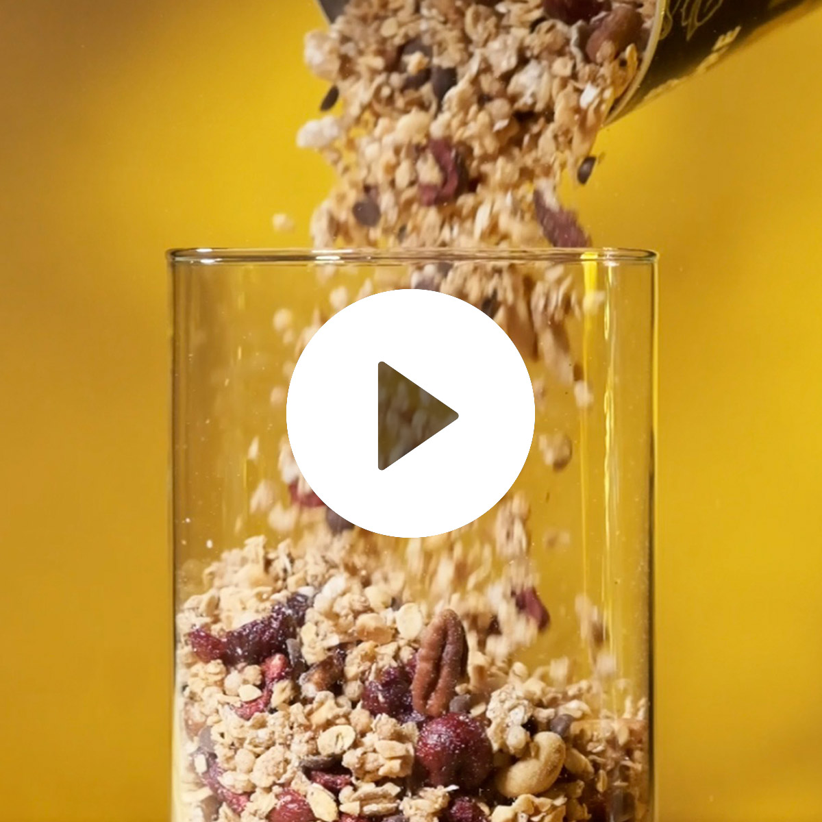 Musli Premium z Belgijską Czekoladą wnętrze tuby wideo